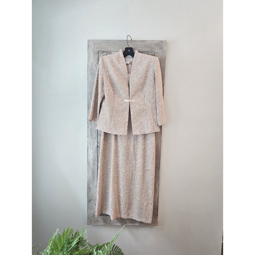 Vintage Miss Dorby Sheath Dress w/Matching Jacket Sz 10 Champagne Tan Jacquard